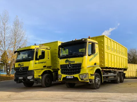 nákladní vozidla Mercedes firmy VS-Ekoprag s. r. o.