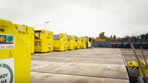 žluté kontejnery na odpad